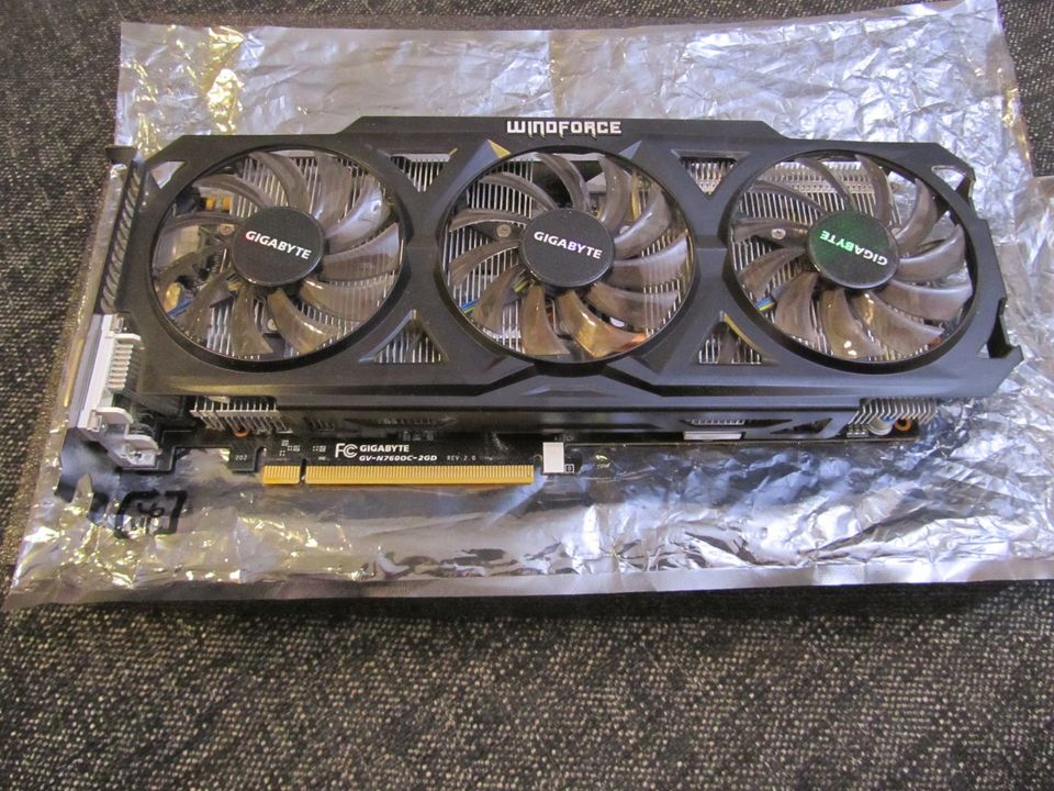 Näytönohjain: Gigabyte GTX760 2GB