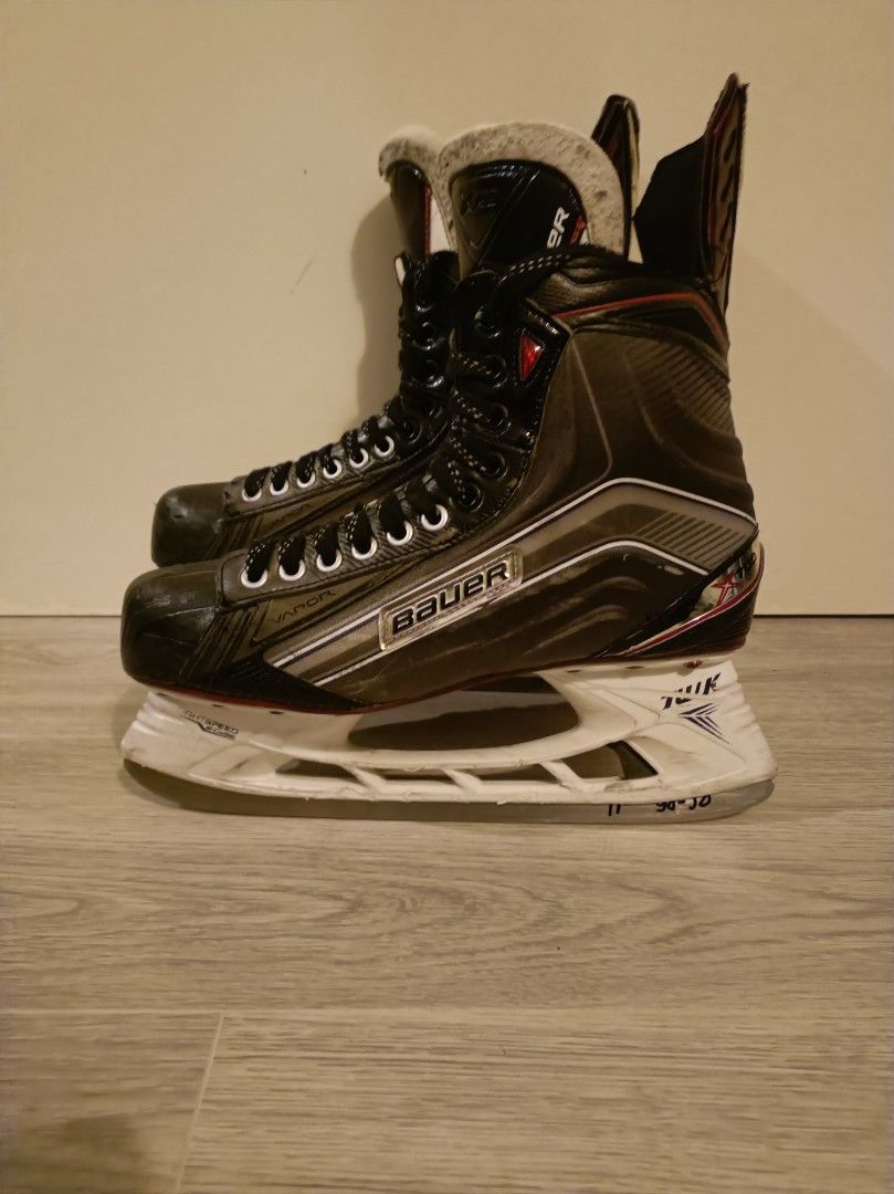 Bauer vapor x700 45"