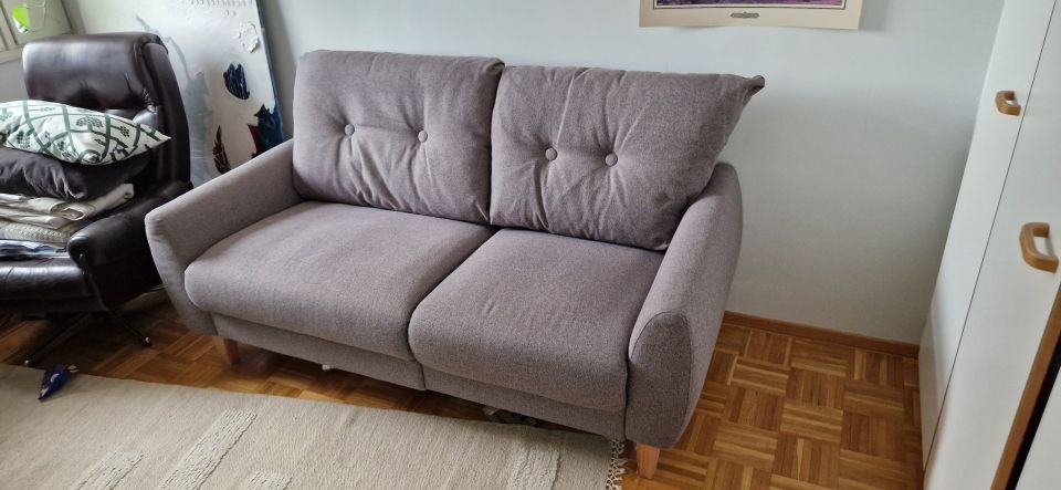 Hjort Knudsen sohva
