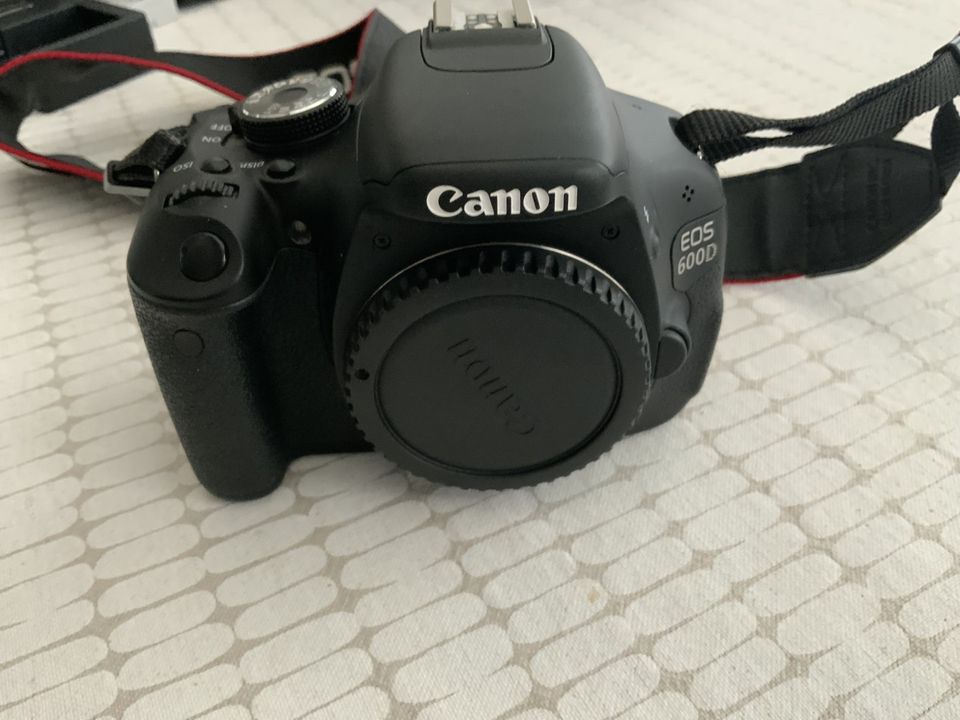 Canon EOS 600D kamerapaketti