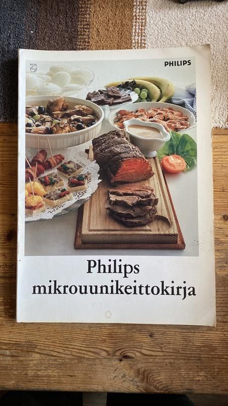 Mikrouunikeittokirja :)