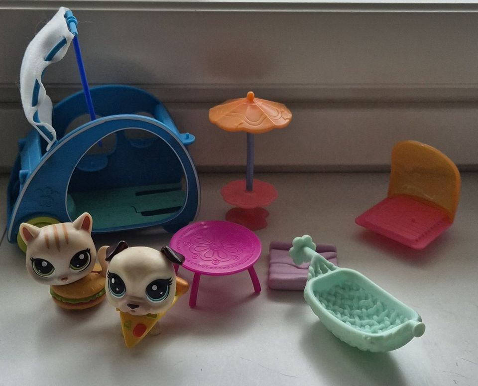 LPS Littlest Pet Shop setti: burger-kissa, pizza-koira, auto ym