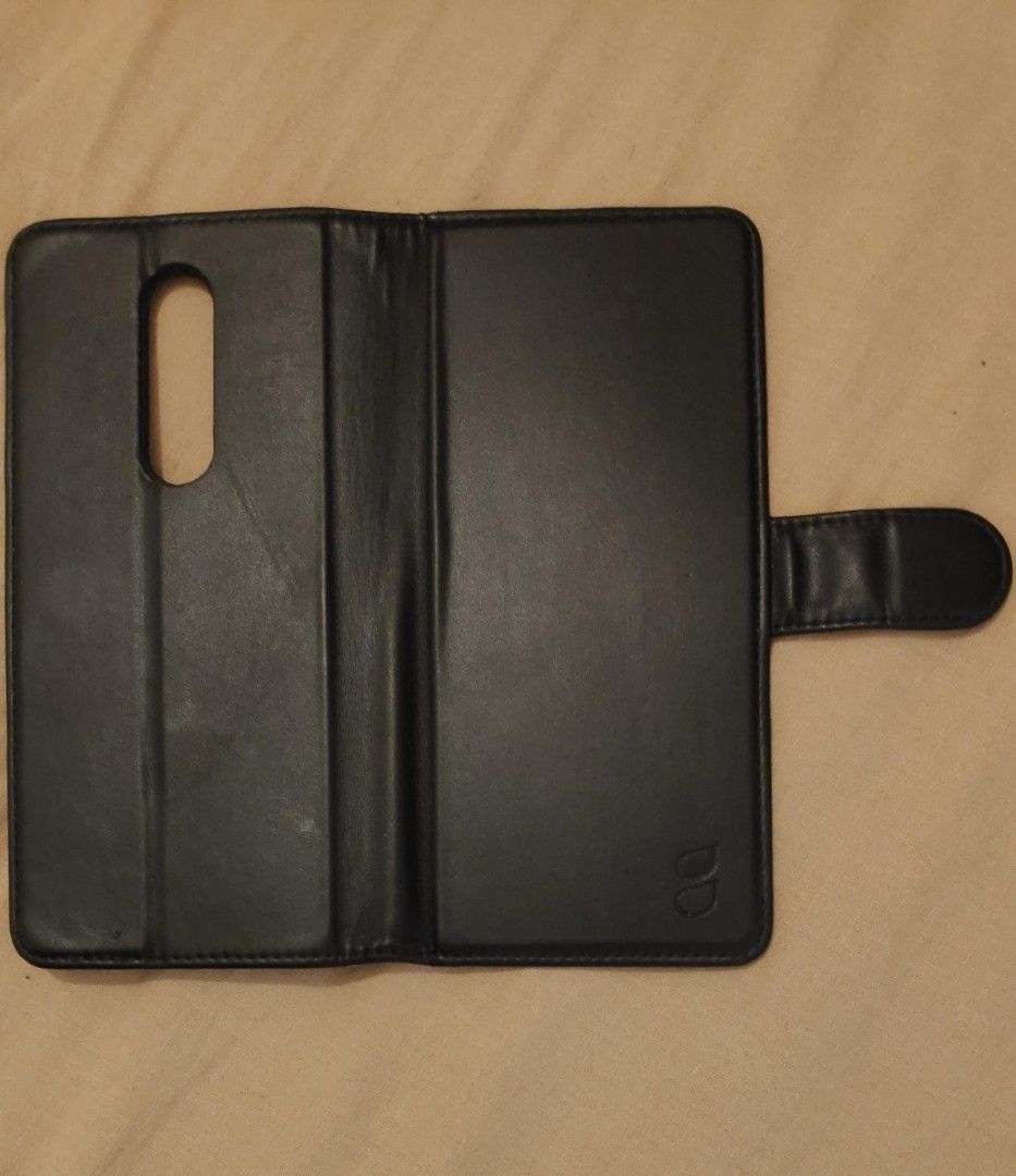 OnePlus 8 suojakotelo lompakko