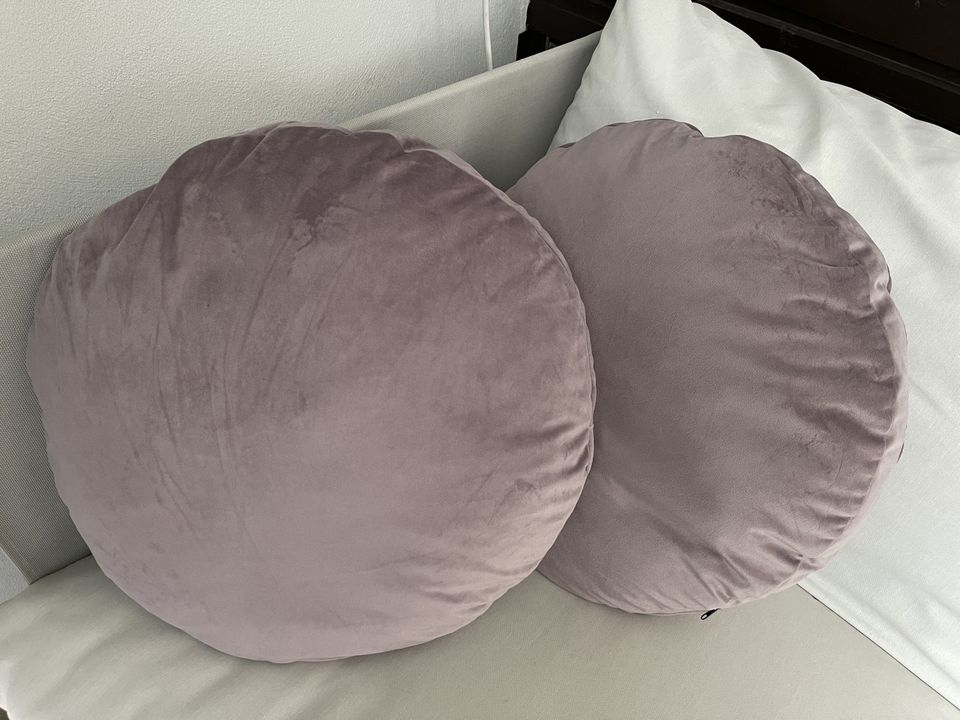 Kookas pyöreä sohvatyyny / istuintyyny - vanha roosa / violetti x 2