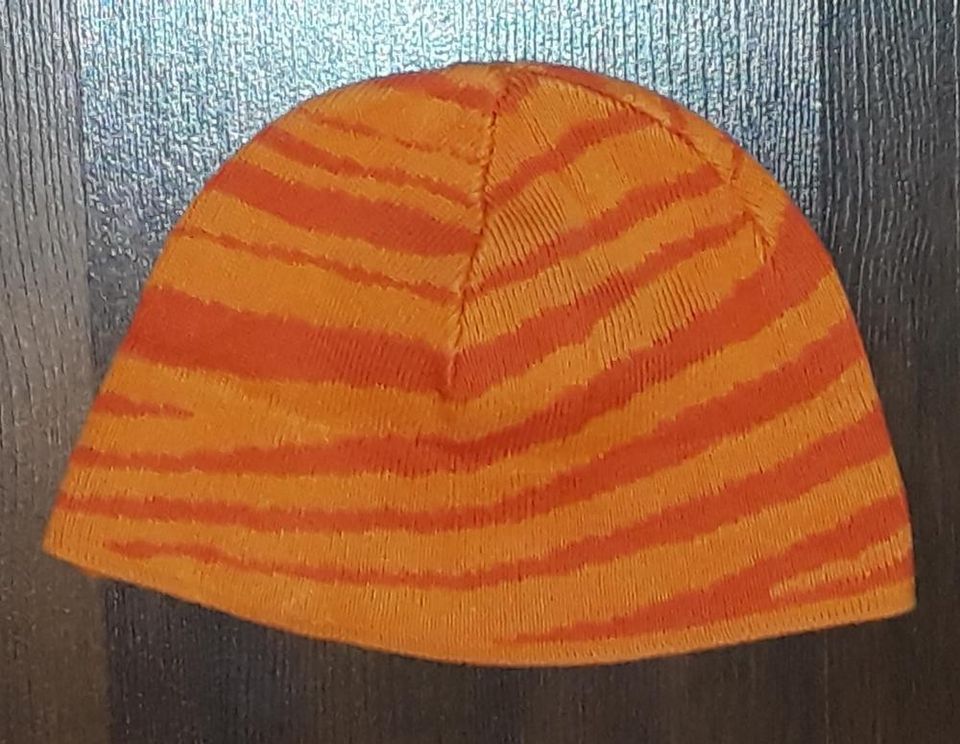 Nevertex oranssiraidallinen puuvilla pipo n. 50 cm