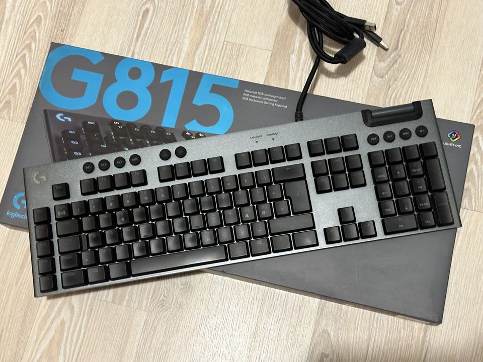 Logitech G815 pelinäppäimistö, GL Tactile kytkimet