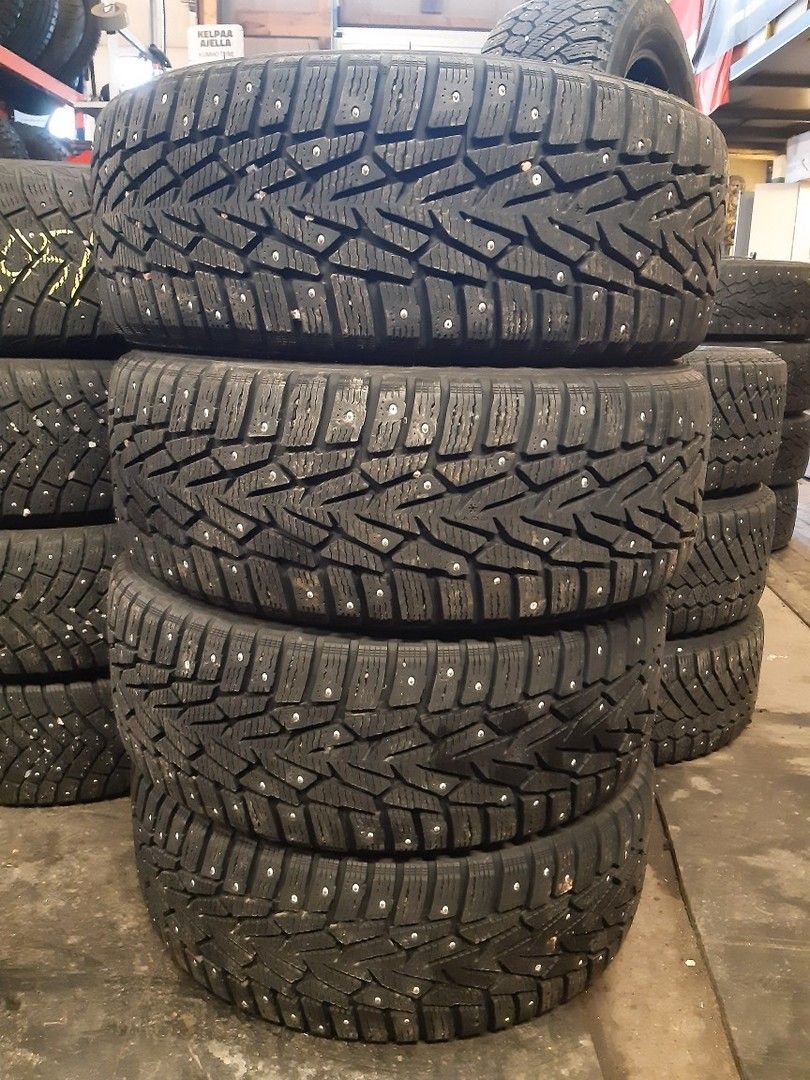 215/55R16 97T Nokian HKPL7 nastarenkaat