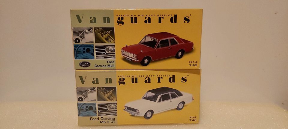 Vanguards Ford Cortina MK II ja MK II GT 1:43