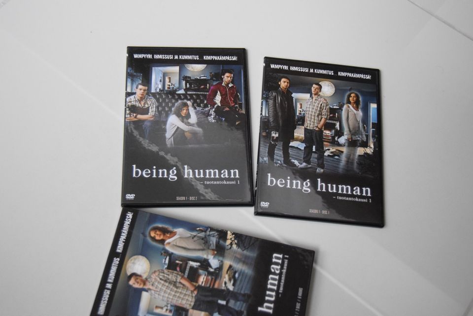 Being human, kausi 1, DVD