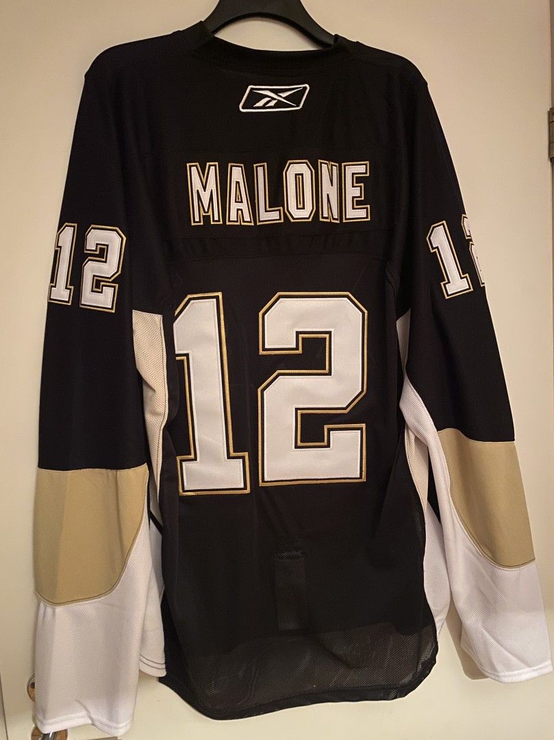 Malone Penguins pelipaita