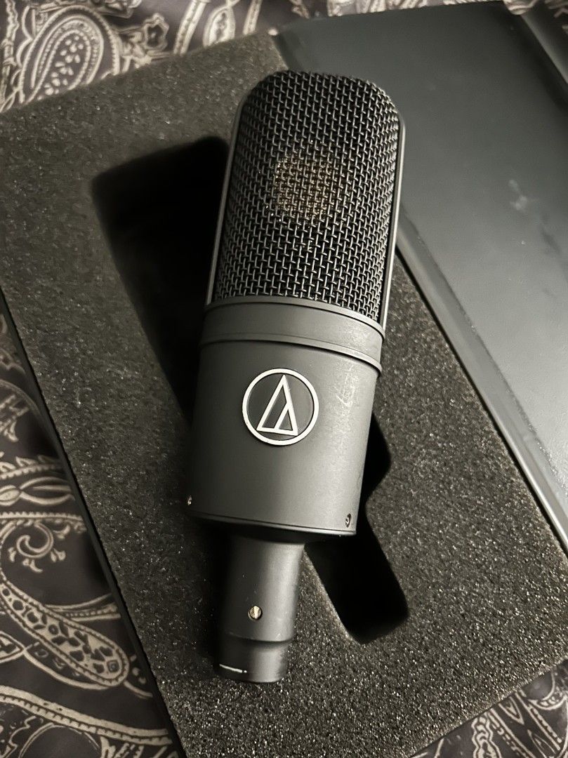 Audio Technica AT4040 kondensaattorimikrofoni