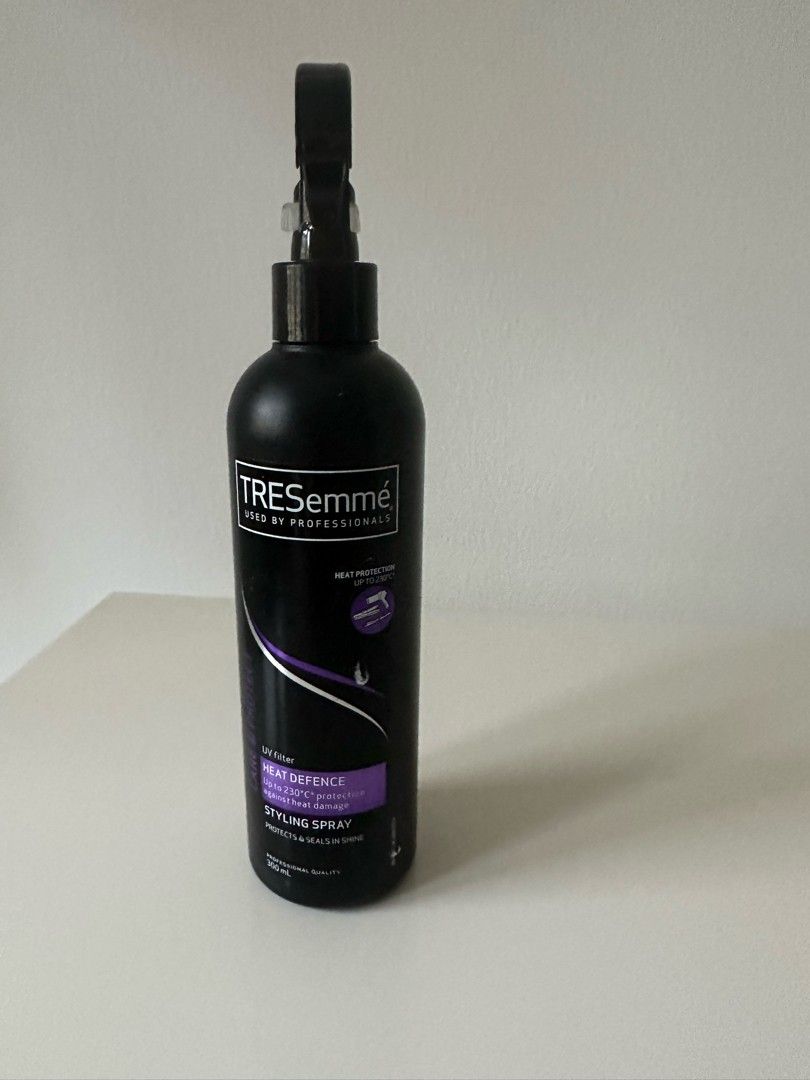 TRESemme Heat Defence -lämpösuoja-aine hiuksille iso 300 ml