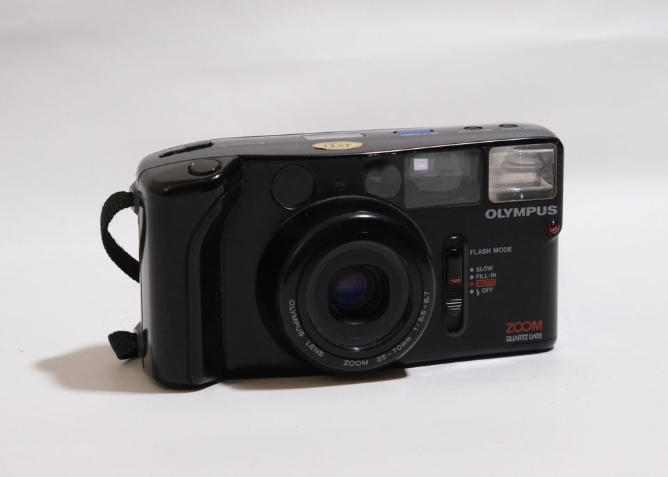 Olympus AZ-1 Zoom filmikamera