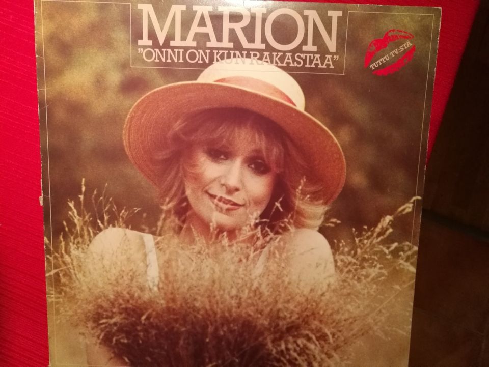 Marion Onni on kun rakastaa LP 1979