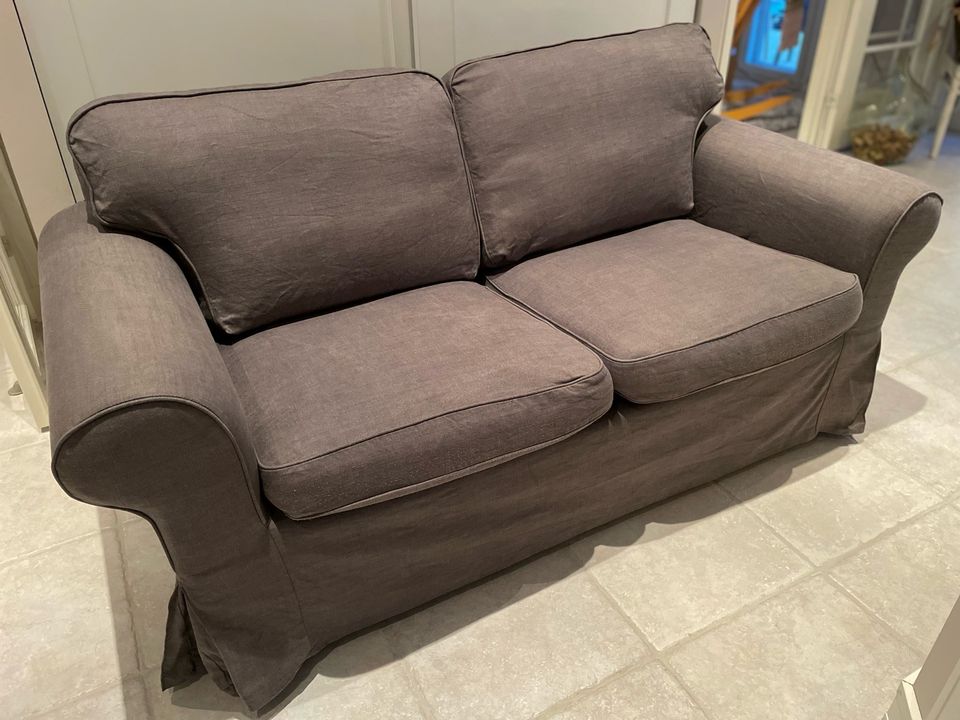 Ikea Ektorp 2:n istuttava sohva