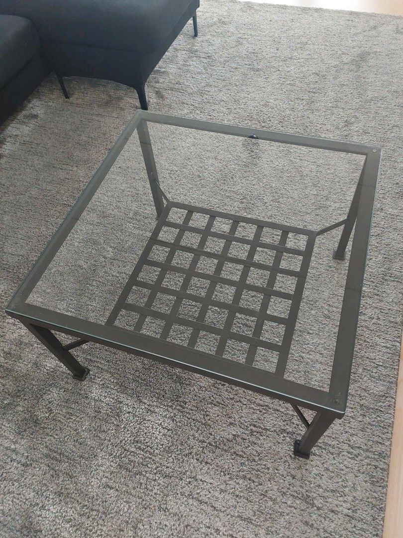 Ikea granas sohvapöytä