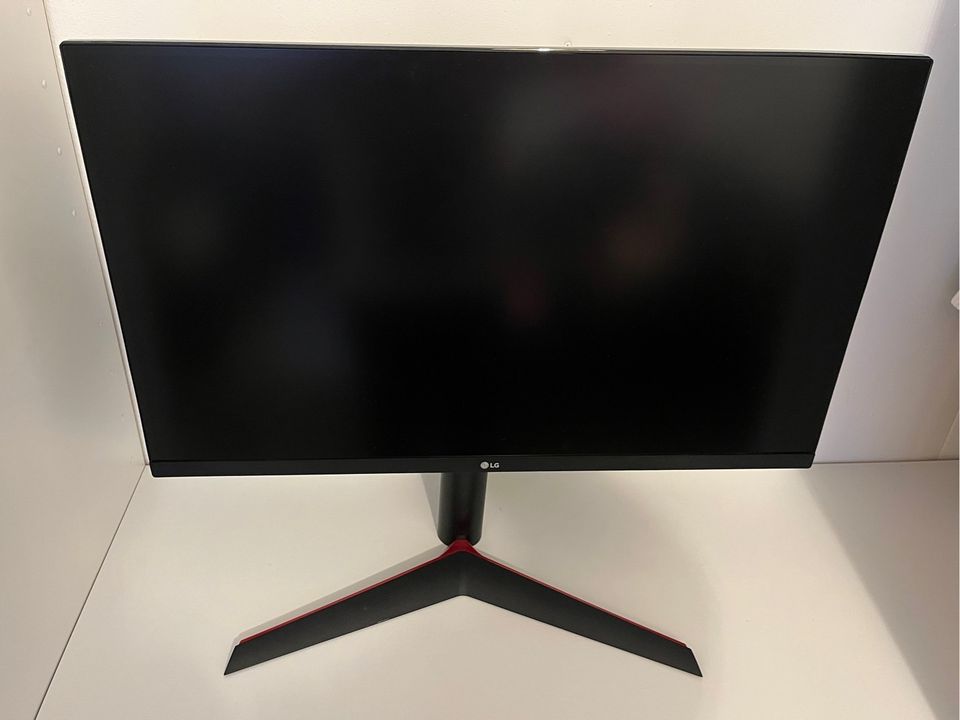 Näyttö (LG UltraGear 27GL850-B 27" QHD-pelinäyttö)