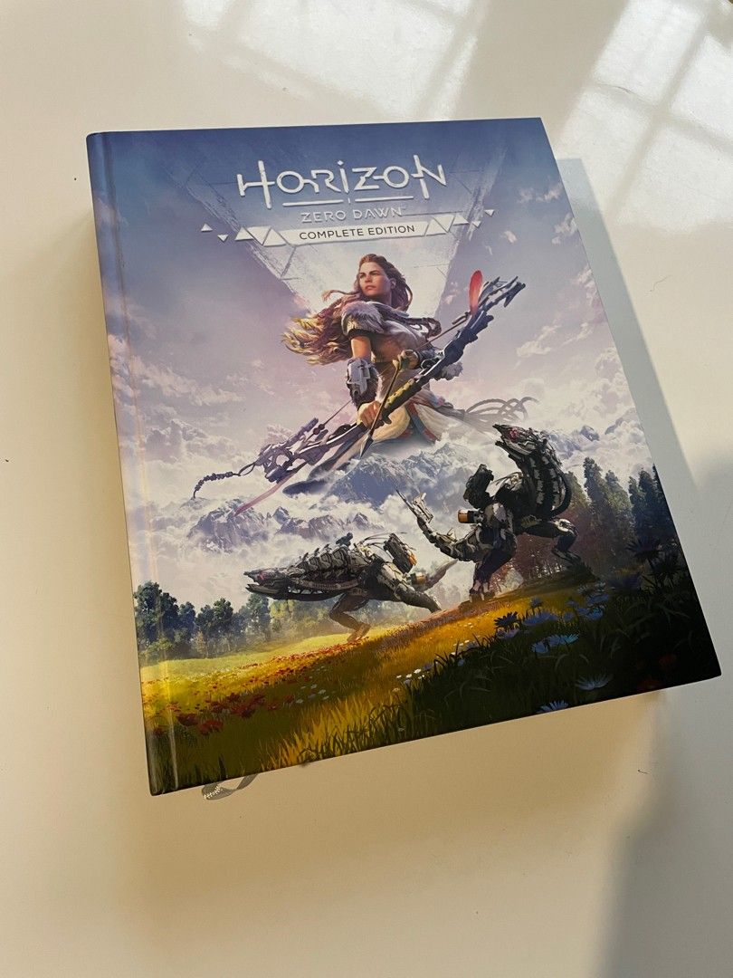 Horizon Zero Complete Edition Kirja