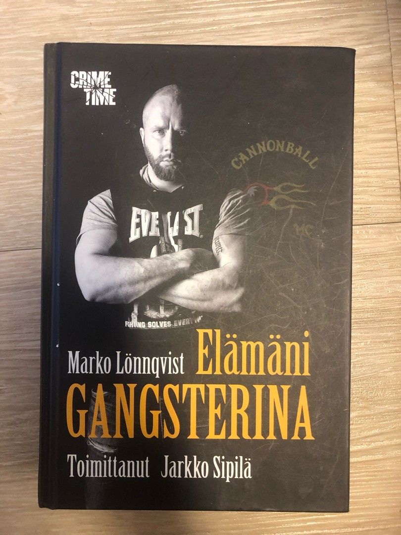 Elämäni gangsterina- kirja