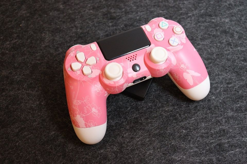 Flowers PS4 langaton pinkki peliohjain ; DualShock