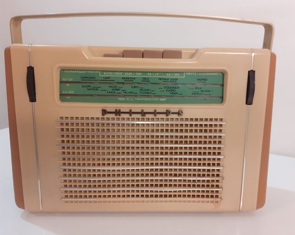 Philips matkaradio 50-luvulta