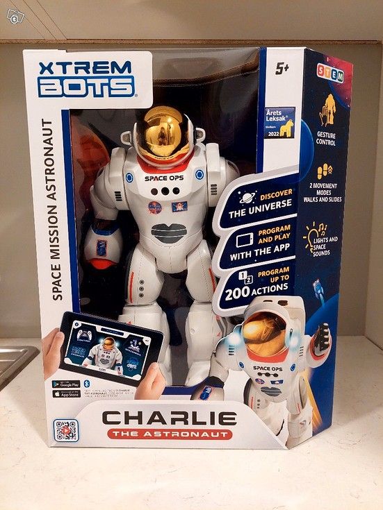 UUSI Xtreme Bots Charlie astronauttirobotti - lelu