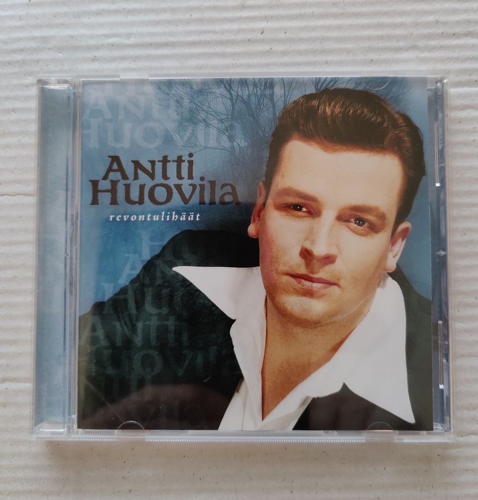 CD Antti Huovila/Revontulihäät