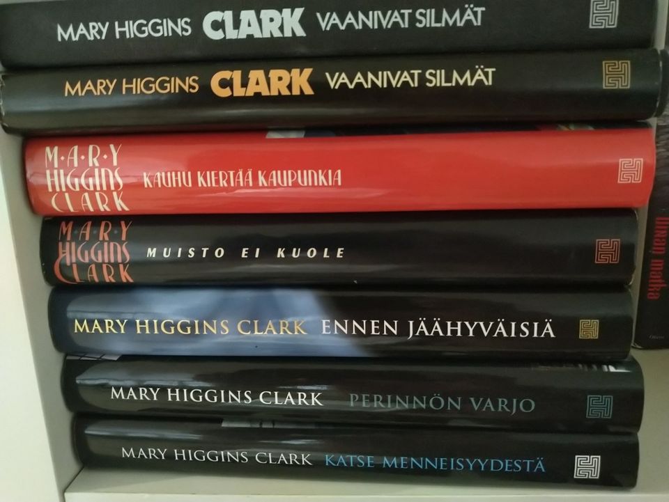 Mary Higgins Clark - Kirjoja