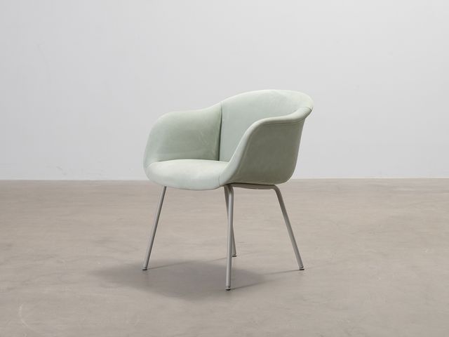Muuto Fiber Soft Chair nahkanojatuoli vihreä