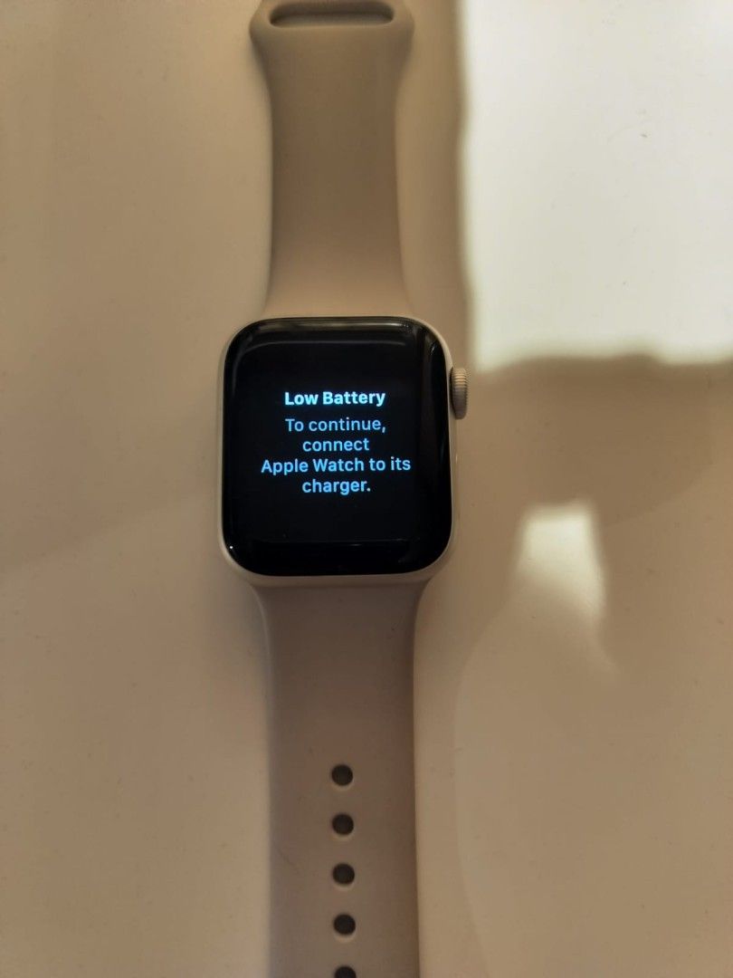 Apple watch SE loppu viikon tarjous 200€