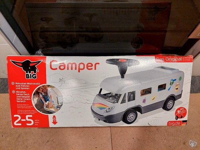 UUSI BIG Camper -potkuauto/matkailuauto