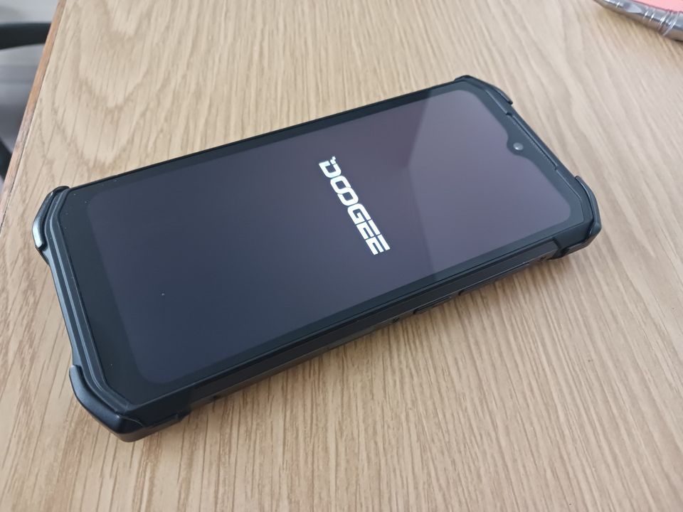 Doogee S98 Pro-puhelin lämpökamera ja pimeänäkökam