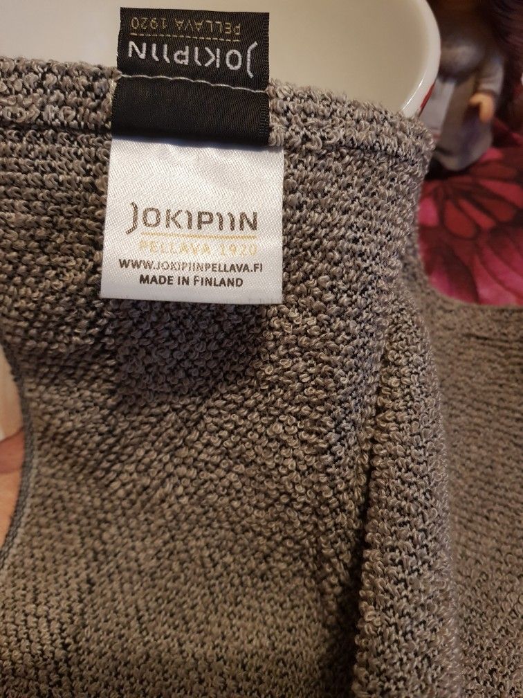 Jokipiin Pellavan laudeliina