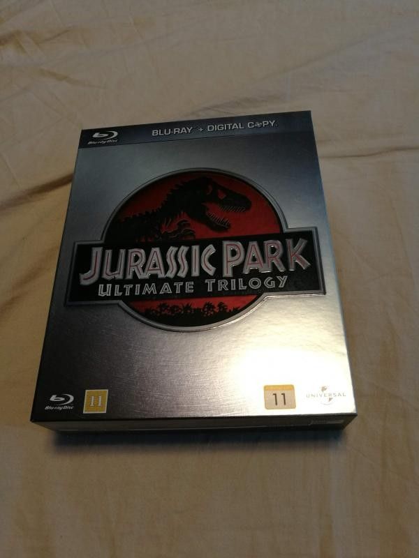 Blu-Ray: Jurassic Park (Kaikki kolme Elokuvaa)