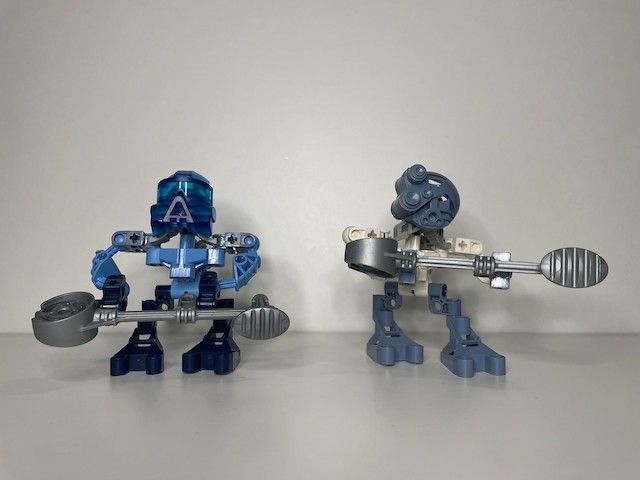 BIONICLE Matoro 8582 & Hahli 8583