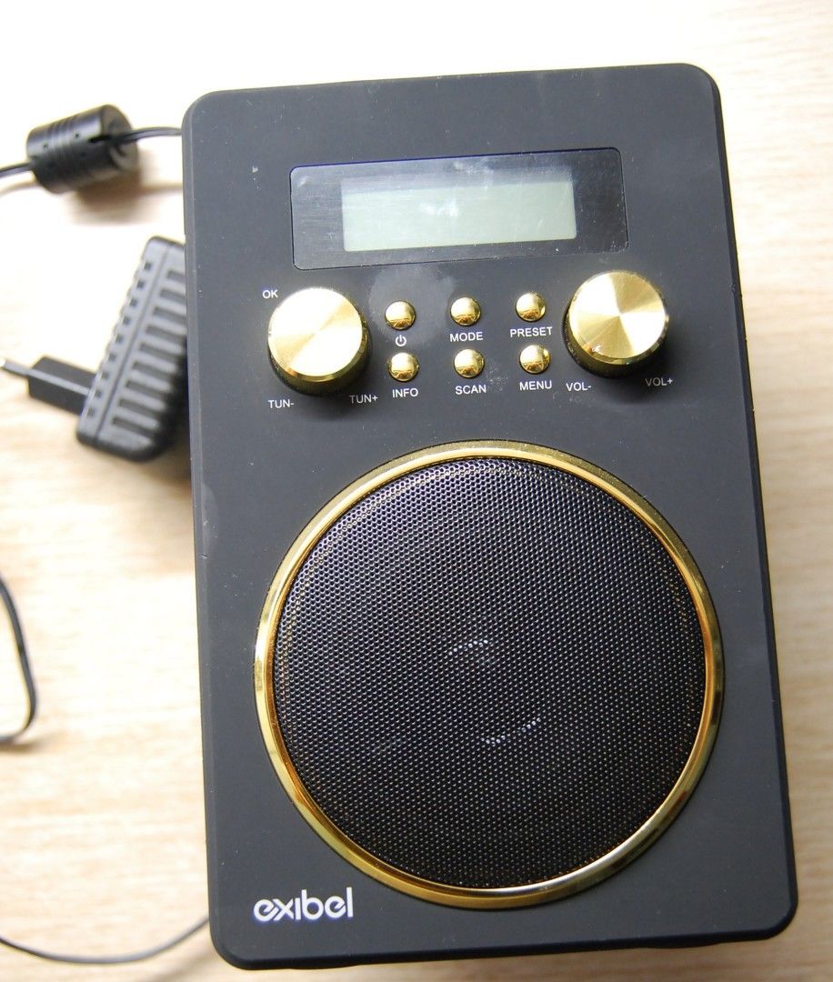 DAB- ja FM-radio, jossa Bluetooth, Exibel