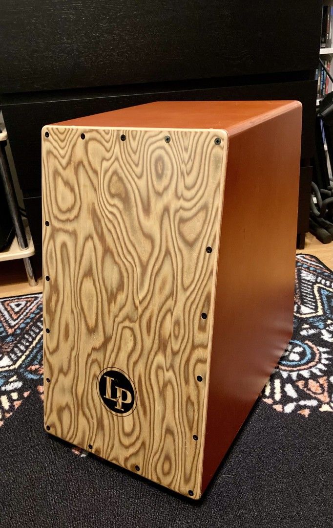 LP Angled Cajon + laukku