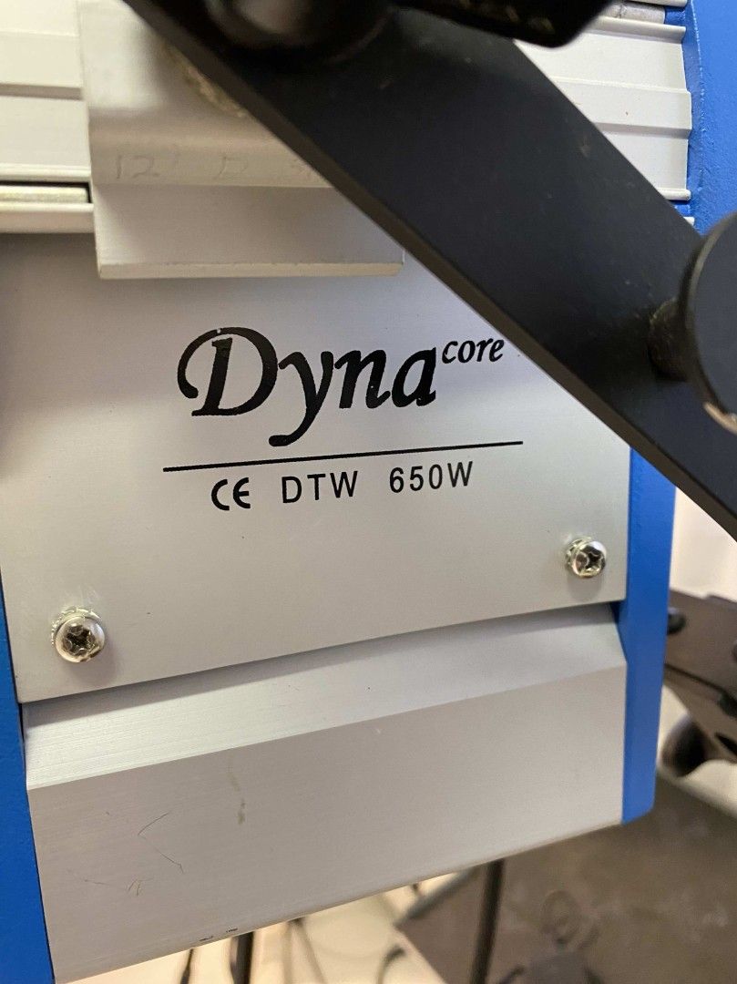 Dynacore DTW-650W Studio Fresnel Spot Light 3kpl