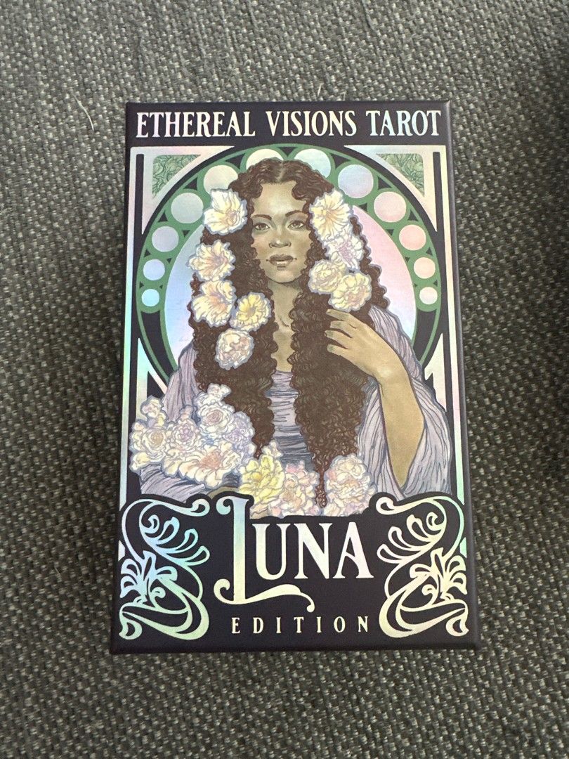 Etheral Visions Tarot Luna edition