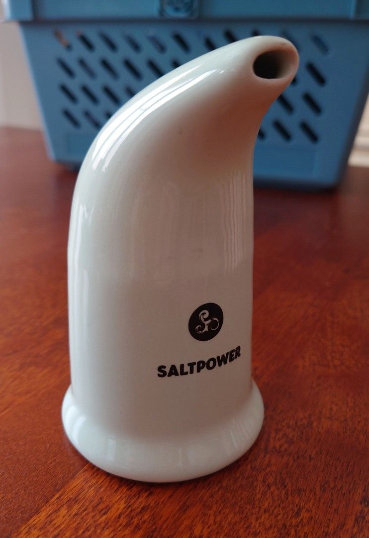 Saltpower suolainhalaattori/suolapiippu