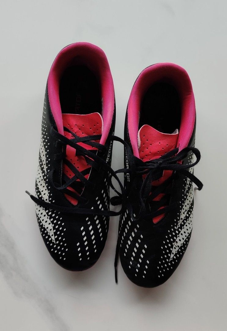 Adidas Predator -nappikset 38 2/3