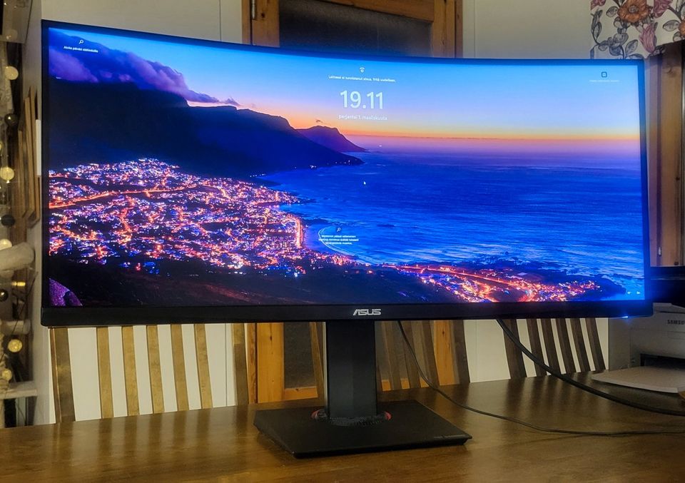 Asus TUFVG35VQ 35" pelinäyttö