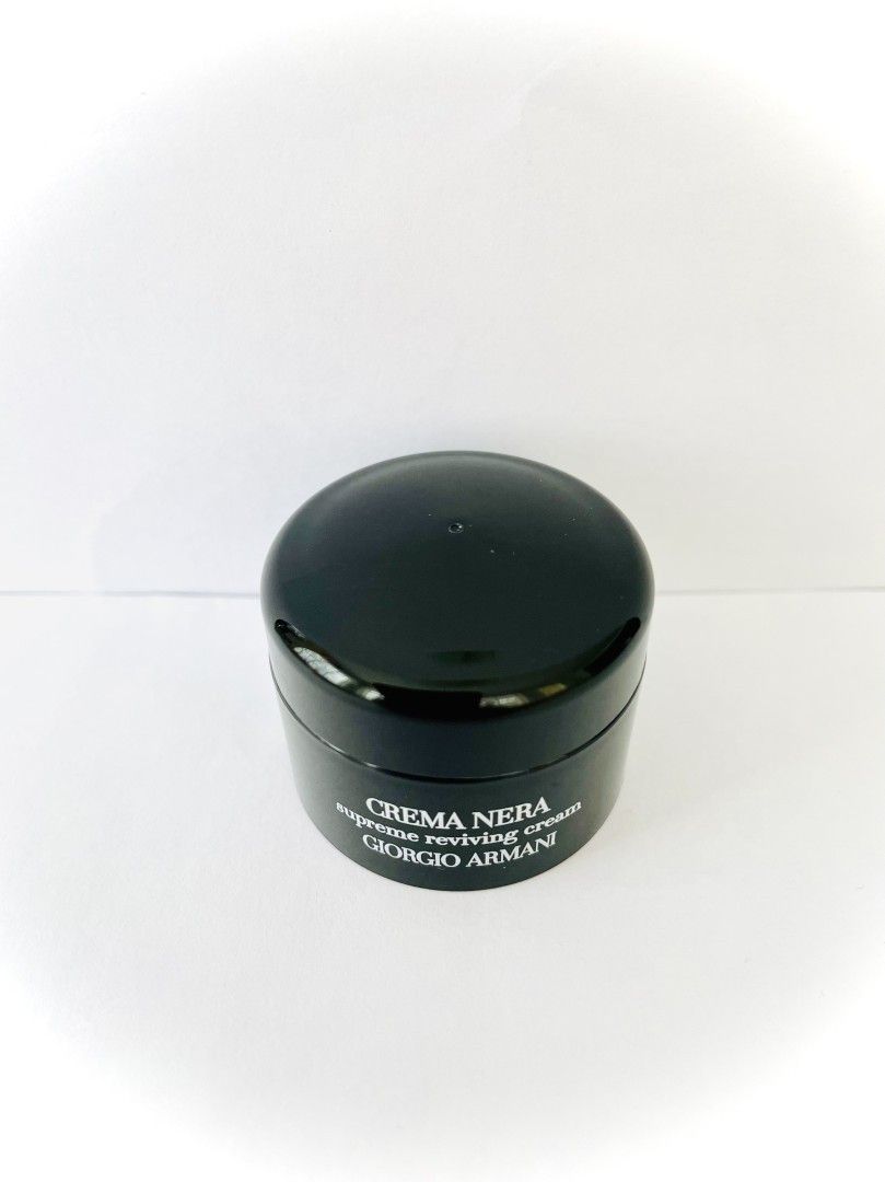 Giorgio Armani Crema Nera kasvovoide UUSI