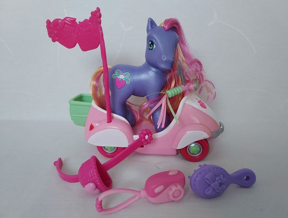 My Little Pony - scooting Bumbleberry