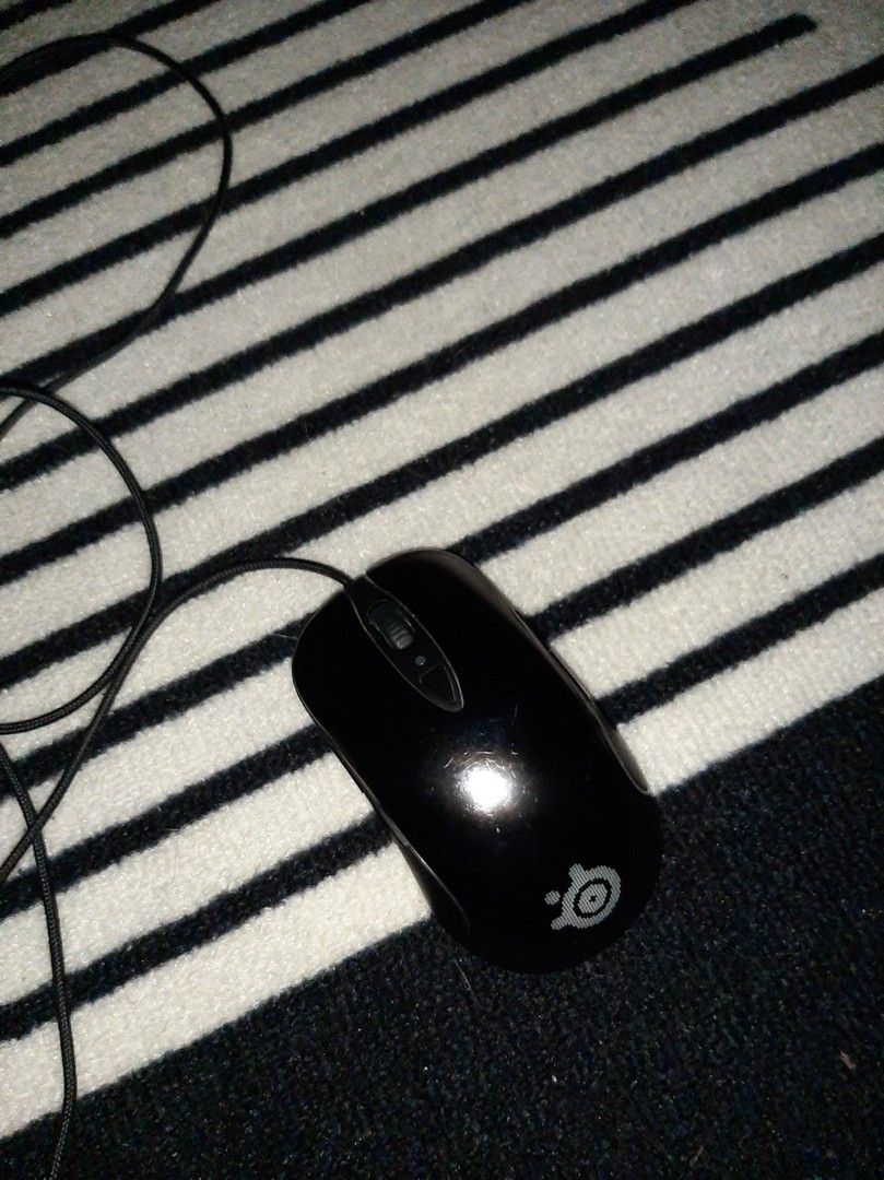 Steelseries sensei pro gaming laser mouse