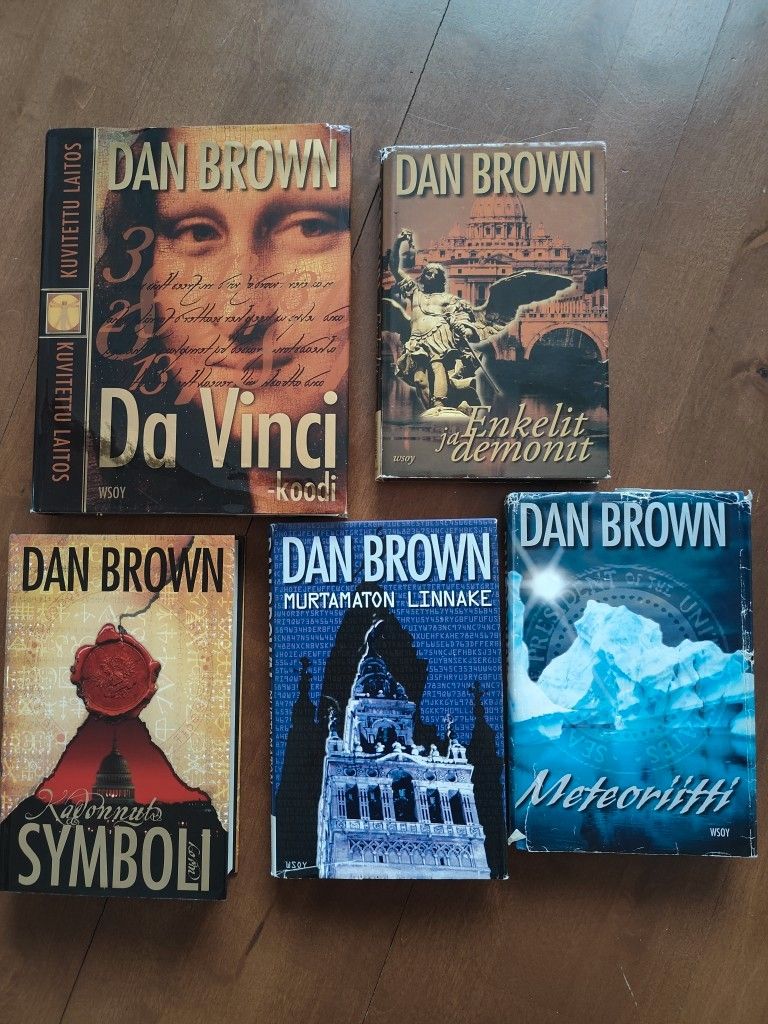 Dan Brown 5 kirjaa