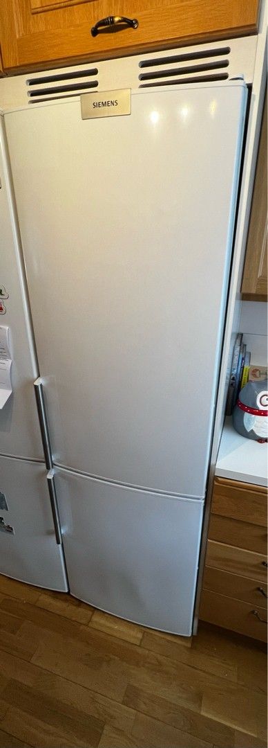 Siemens jääkaappi ja pakastin