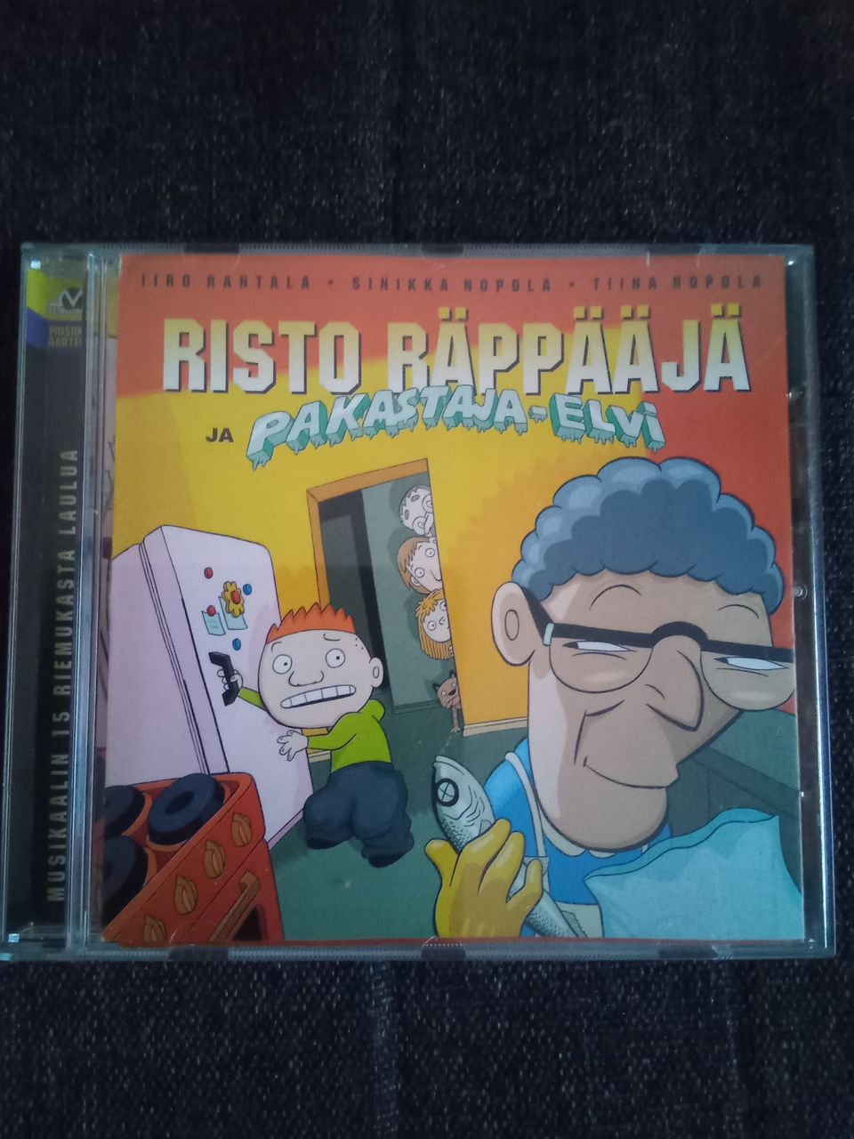 Risto räppääjä ja pakastaja Elvi cd sis. postit