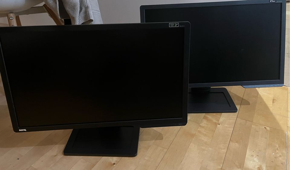 BenQ pelinäytöt 2kpl