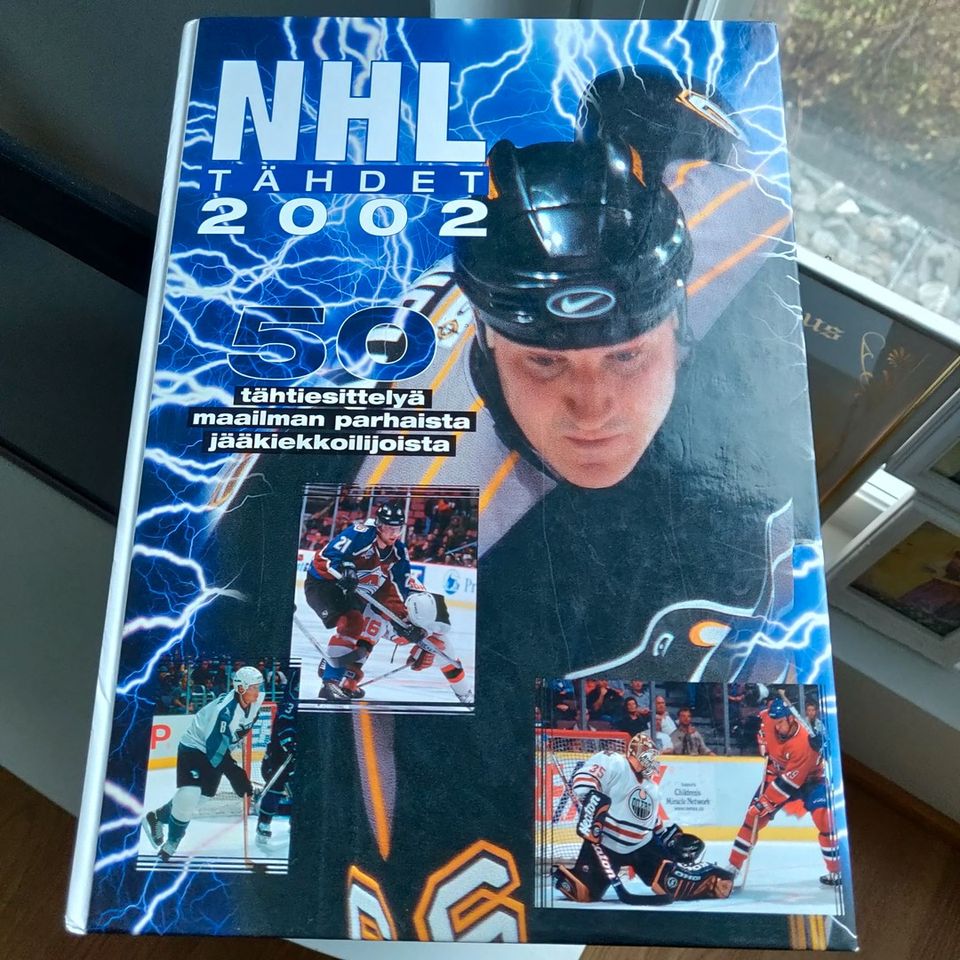 NHL tähdet 2002 kirja